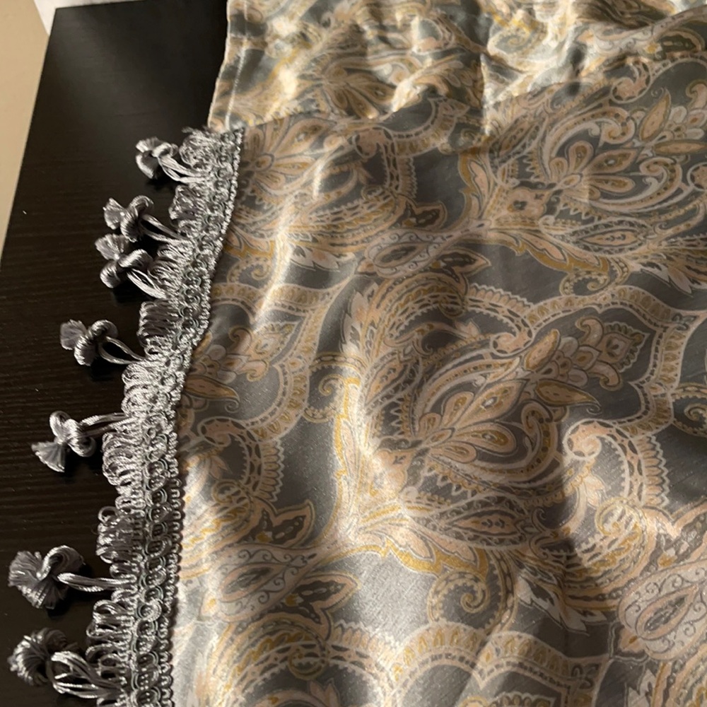 Valance standard window